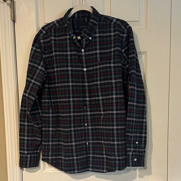 American Eagle Outfitters Other - American Eagle Outfitters Men's Plaid Shirt - Black, Green, Red